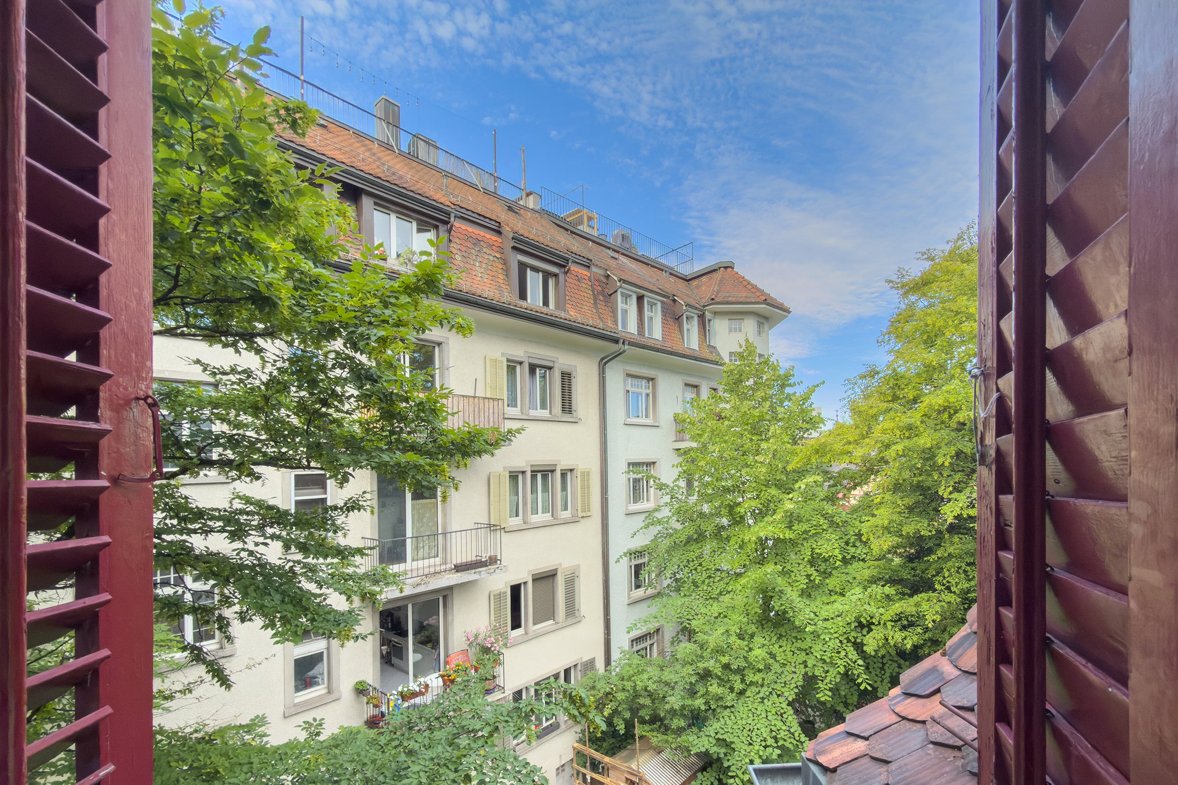1. Altbaucharme trifft Rendite – Wohn- & Geschäftshaus an Toplage_IIMG_3408 2
