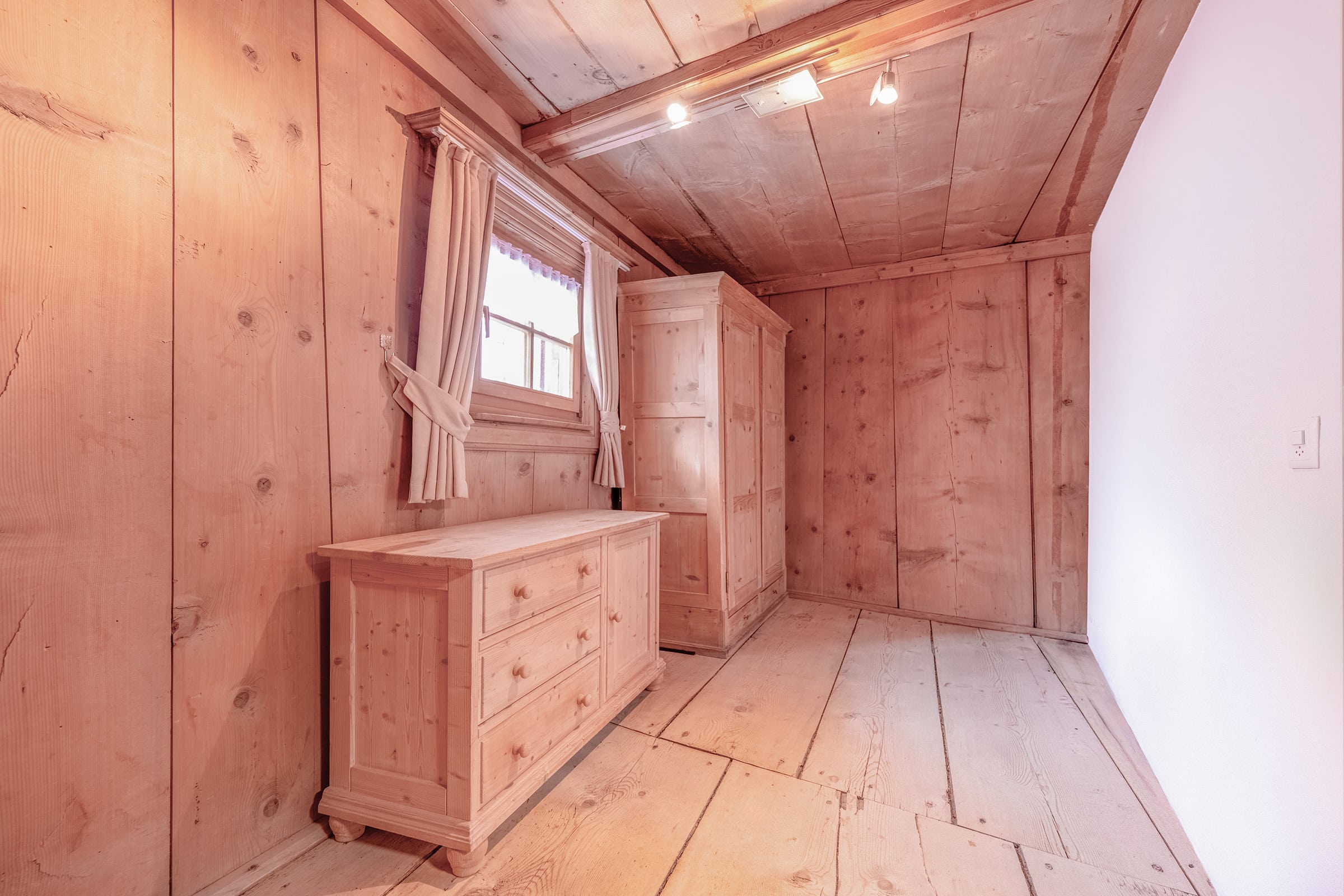 6_Zukunft-mit-Geschichte.Wo-das-Bergell-ein-Zuhause-wird._DSC_2845-HDR-Edit