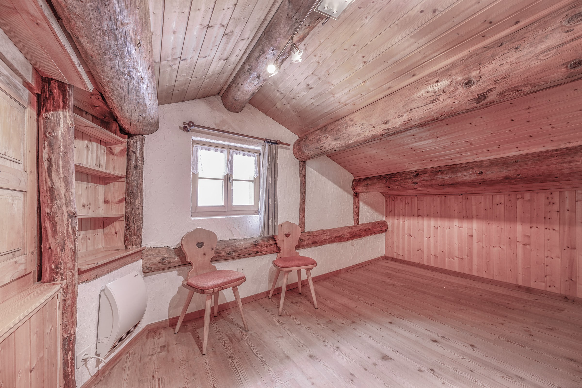 9_Zukunft-mit-Geschichte.Wo-das-Bergell-ein-Zuhause-wird._DSC_2905-2-HDR-Edit